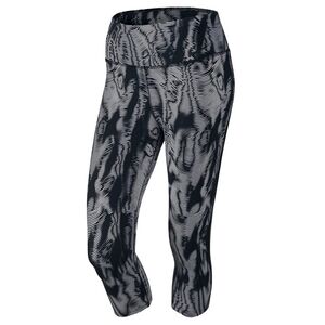 Nike Black Legendary Waves Printed Cropped Legging